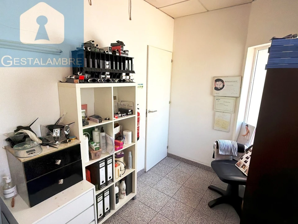 Loja para Venda em Albufeira e Olhos de Água Foto 8