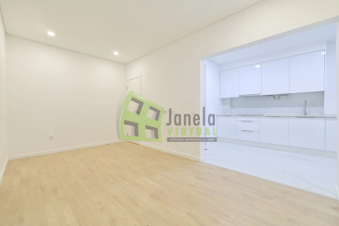 Apartamento T2 para Venda em Alto do Seixalinho, Santo André e Verderena Foto 2