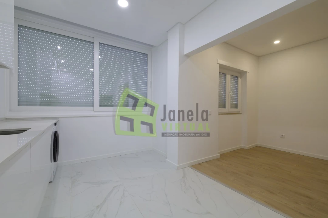 Apartamento T2 para Venda em Alto do Seixalinho, Santo André e Verderena Foto 13