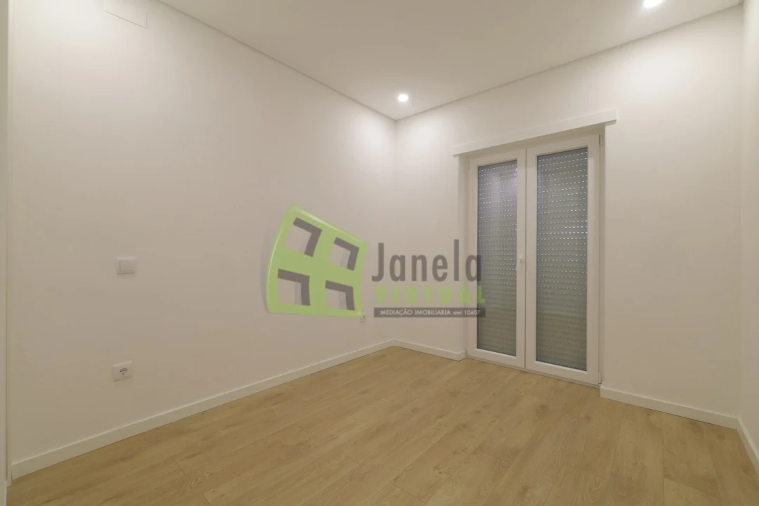 Apartamento T2 para Venda em Alto do Seixalinho, Santo André e Verderena Foto 20