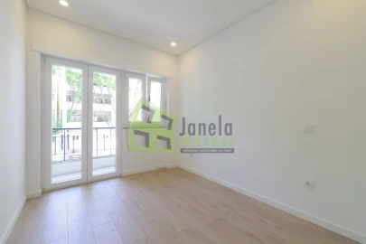 Apartamento T2 para Venda em Alto do Seixalinho, Santo André e Verderena
