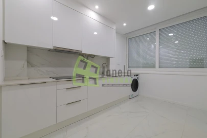 Apartamento T2 para Venda em Alto do Seixalinho, Santo André e Verderena
