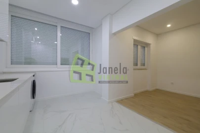 Apartamento T2 para Venda em Alto do Seixalinho, Santo André e Verderena