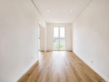 Apartamento T3 para Venda em Baixa da Banheira e Vale da Amoreira
