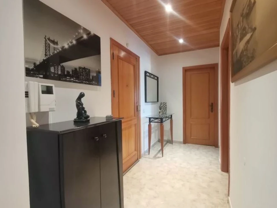 Apartamento T2 para Venda em Buarcos Foto 2