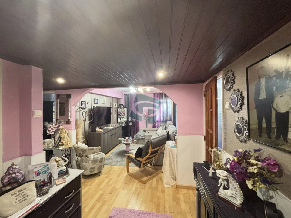 Apartamento T3 para Venda em Massamá e Monte Abraão Foto 6