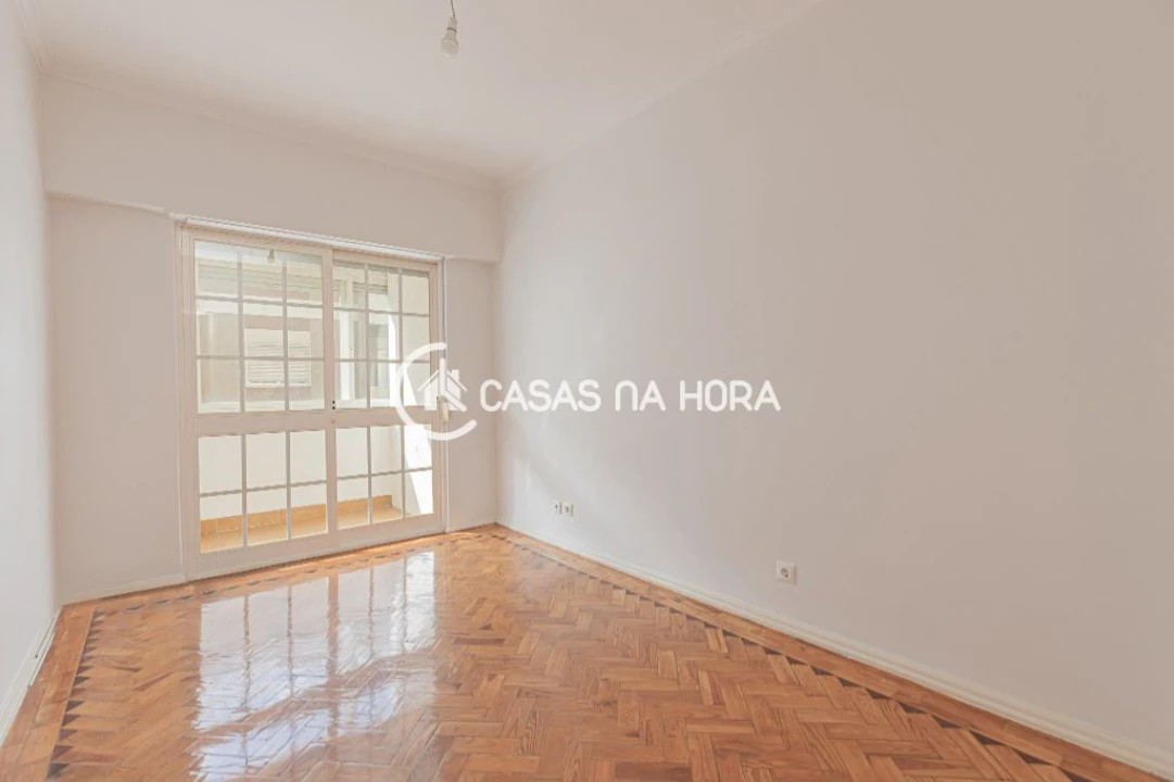 Apartamento T3 para Venda em Santa Iria de Azoia, São João da Talha e Bobadela Foto 1