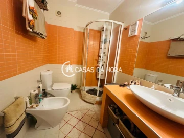 Apartamento T3 para Venda em Santa Iria de Azoia, São João da Talha e Bobadela