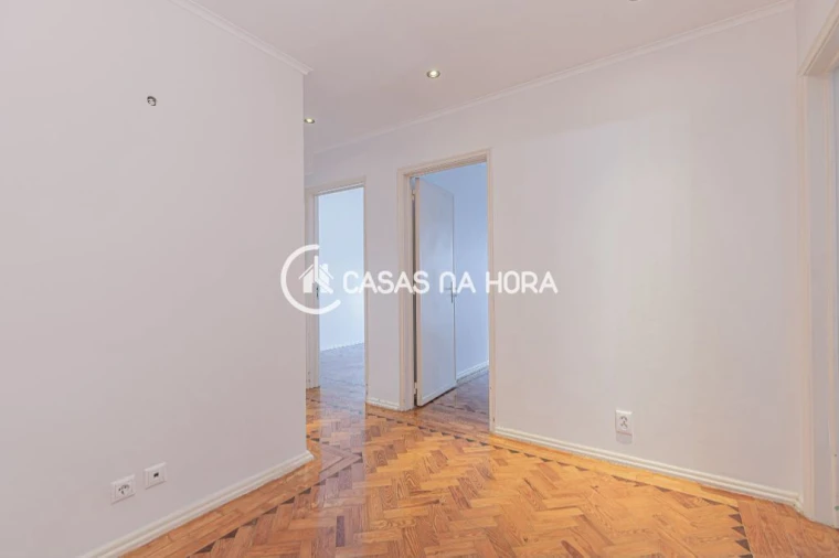 Apartamento T3 para Venda em Santa Iria de Azoia, São João da Talha e Bobadela Foto 4