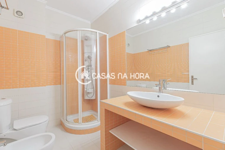 Apartamento T3 para Venda em Santa Iria de Azoia, São João da Talha e Bobadela Foto 6