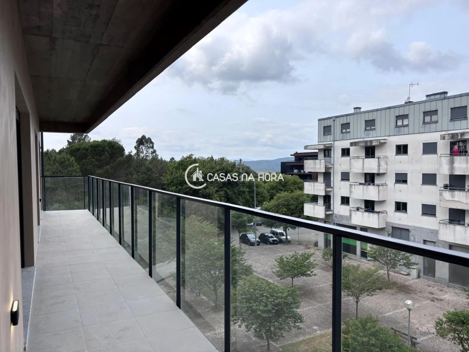 Apartamento T2 para Arrendamento em Repeses e São Salvador Foto 14