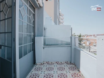 Apartamento T2 para Venda em Arroios