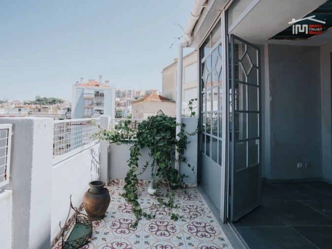 Apartamento T2 para Venda em Arroios Foto 16