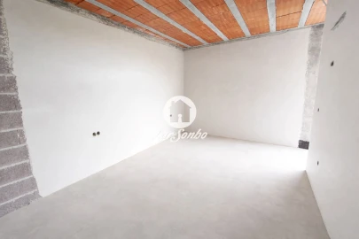 Apartamento T2 para Venda em Manhente