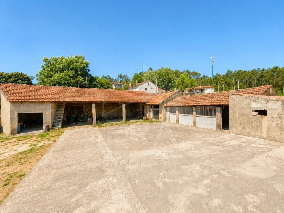Moradia T5 para Venda em Vila Cova e Feitos Foto 3