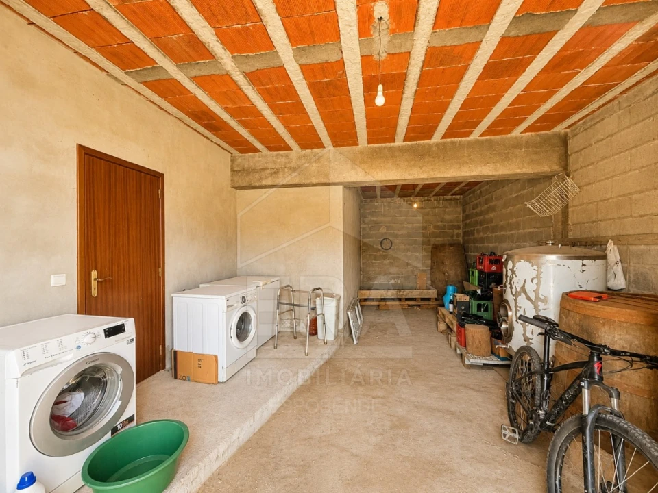Moradia T5 para Venda em Vila Cova e Feitos Foto 17