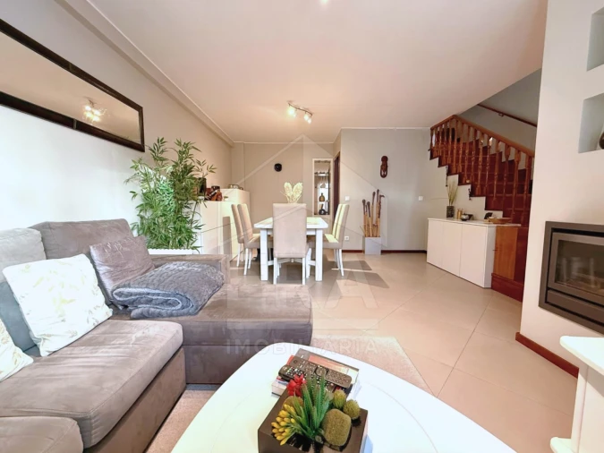 Quinta T3 para Venda em Santa Marta de Portuzelo Foto 3