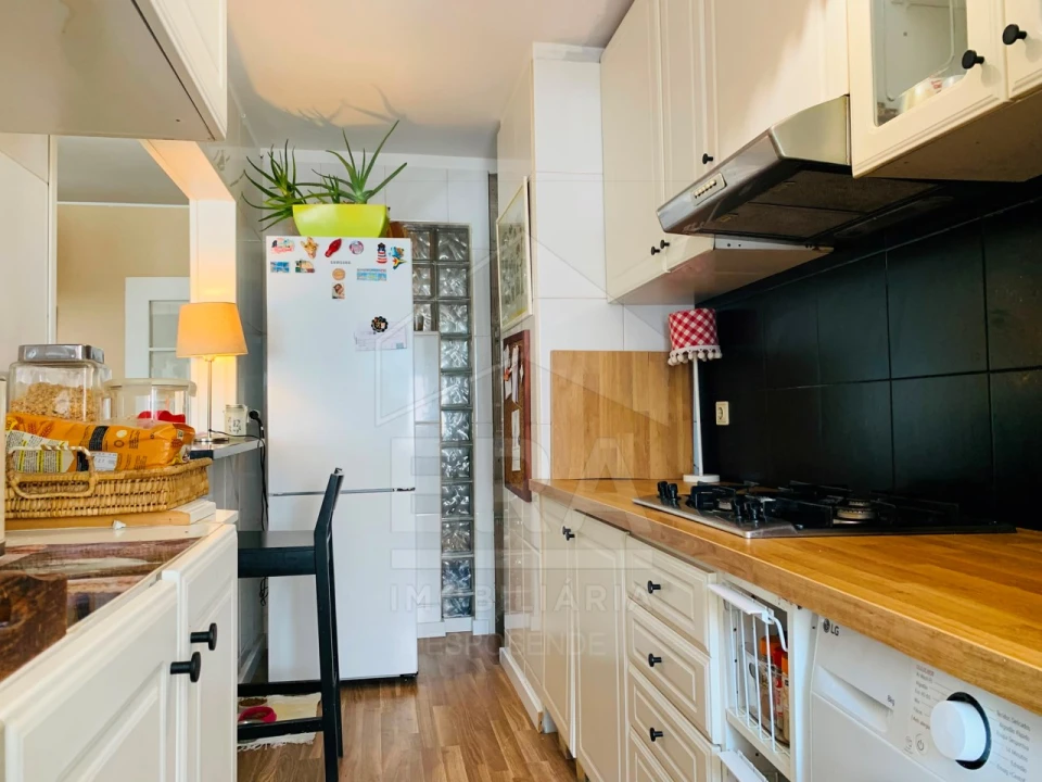 Apartamento T2 para Venda em Ramalde Foto 1