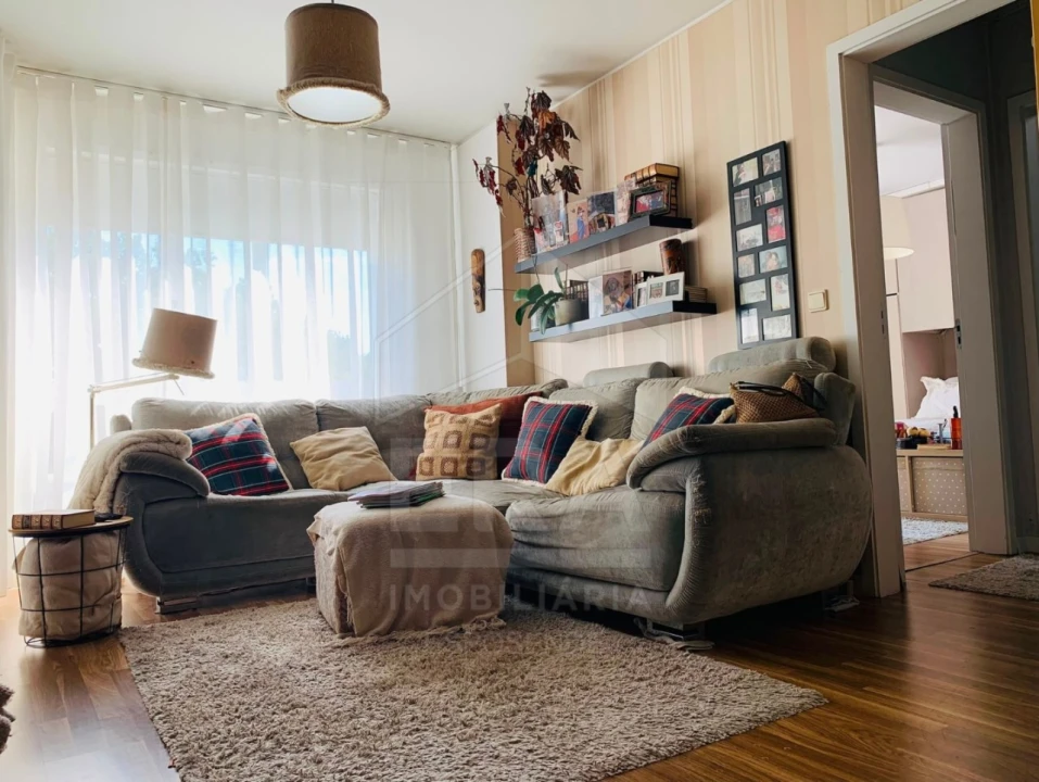Apartamento T2 para Venda em Ramalde Foto 5