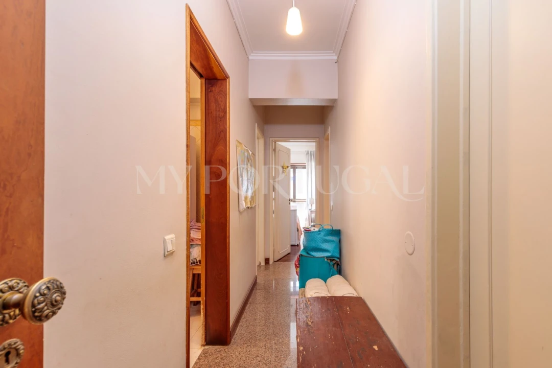 Apartamento T2 para Venda em Carnaxide e Queijas Foto 7