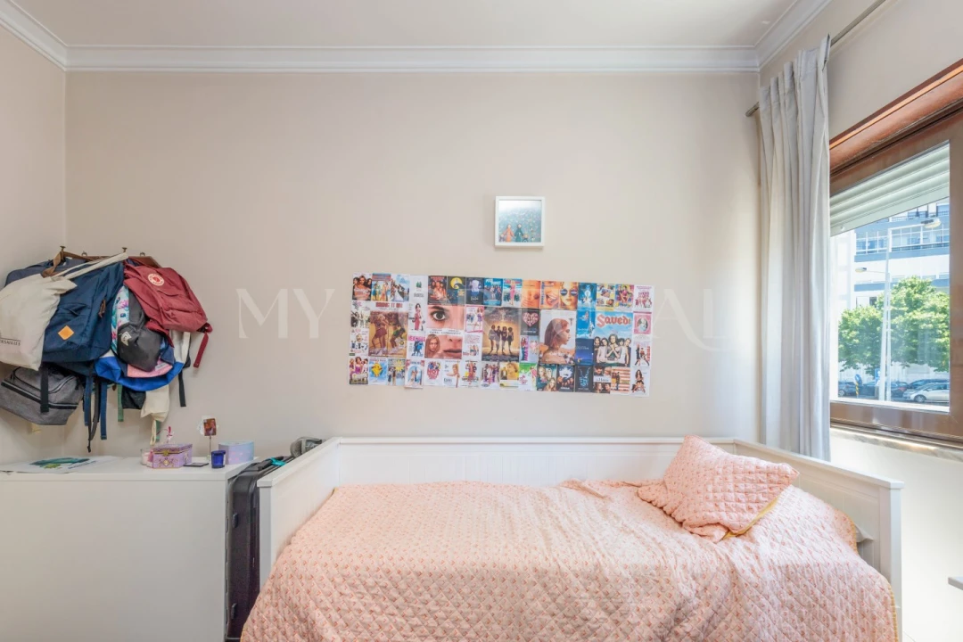 Apartamento T2 para Venda em Carnaxide e Queijas Foto 12