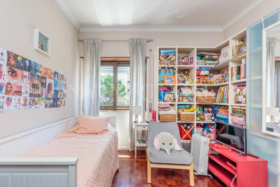 Apartamento T2 para Venda em Carnaxide e Queijas Foto 13