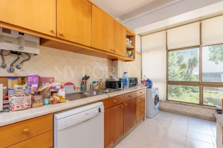 Apartamento T2 para Venda em Carnaxide e Queijas Foto 9