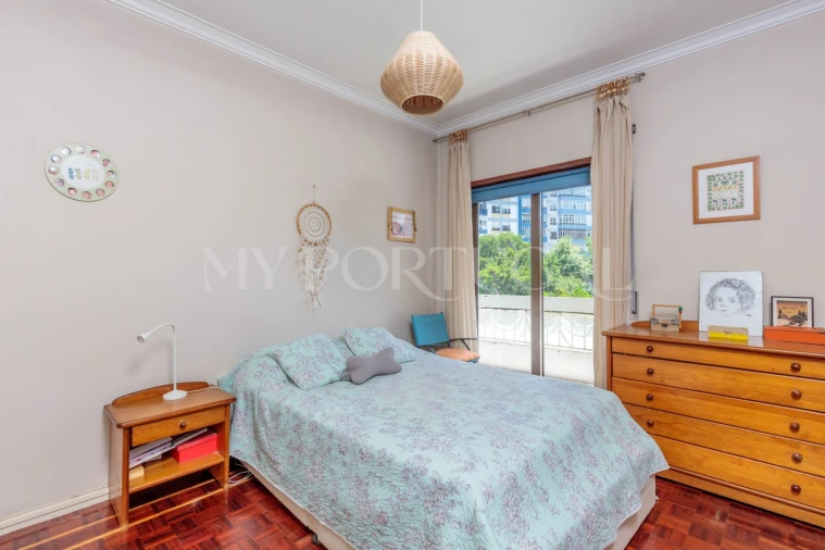 Apartamento T2 para Venda em Carnaxide e Queijas Foto 16
