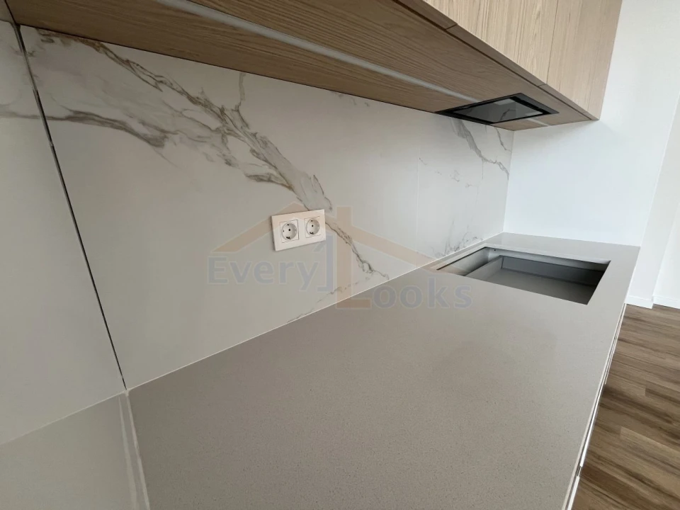 Moradia T4 para Venda em Santa Maria, São Pedro e Sobral da Lagoa Foto 5