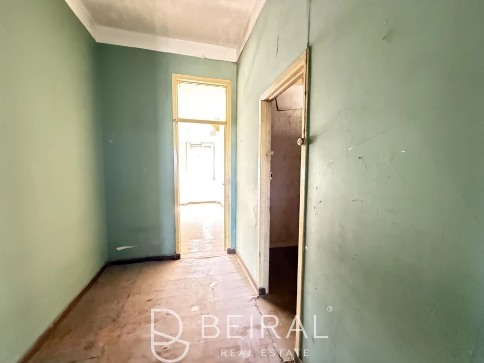 Apartamento T1 para Venda em Campolide Foto 6