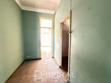 Apartamento T1 para Venda em Campolide