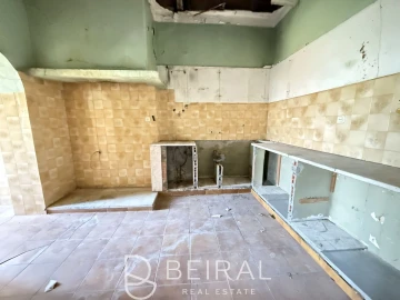 Apartamento T1 para Venda em Campolide
