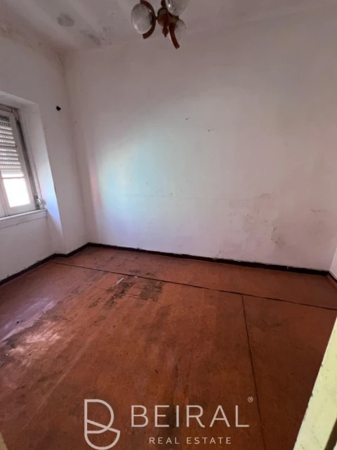 Apartamento T1 para Venda em Campo de Ourique