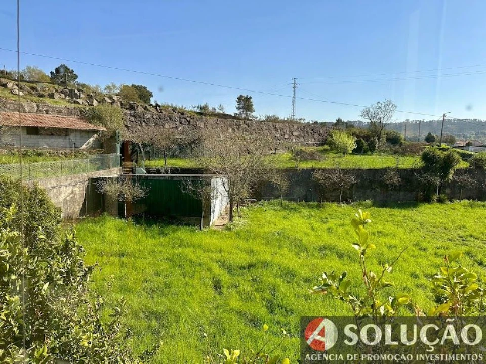 Moradia T3 para Venda em Monte Córdova Foto 17