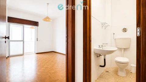 Apartamento T3 para Venda em União das Freguesias de Setúbal