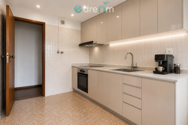 Apartamento T3 para Venda em União das Freguesias de Setúbal Foto 4
