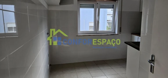Apartamento T2 para Arrendamento em Castelo Branco