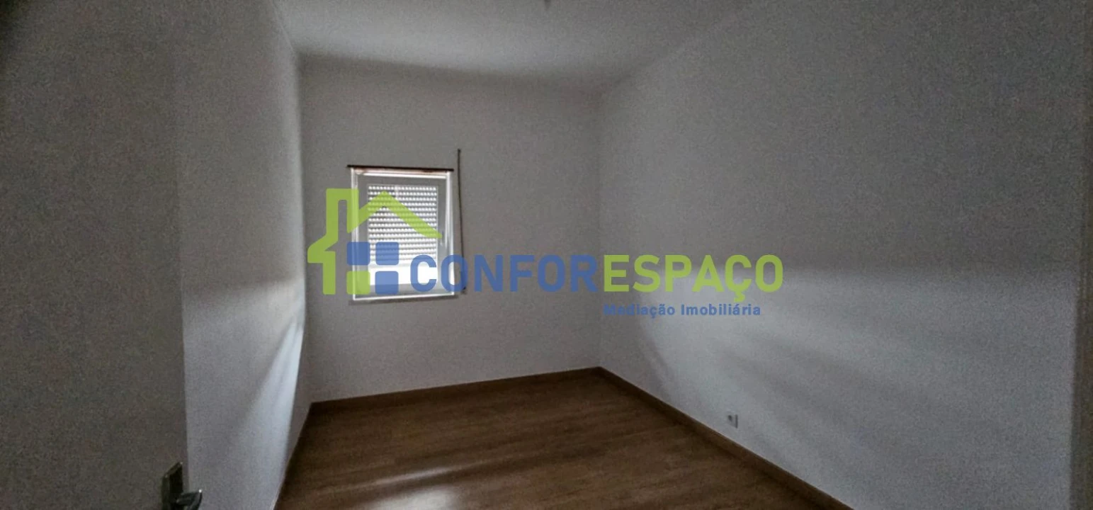 Apartamento T2 para Arrendamento em Castelo Branco Foto 6