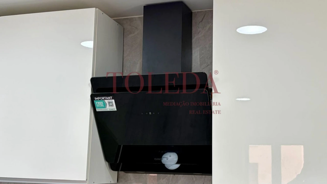 Apartamento T2 para Venda em Corroios Foto 14