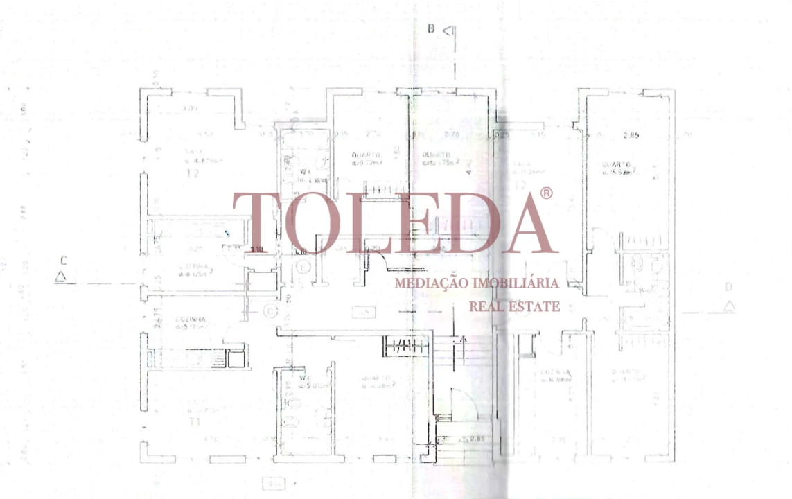 Apartamento T2 para Venda em Corroios Foto 36