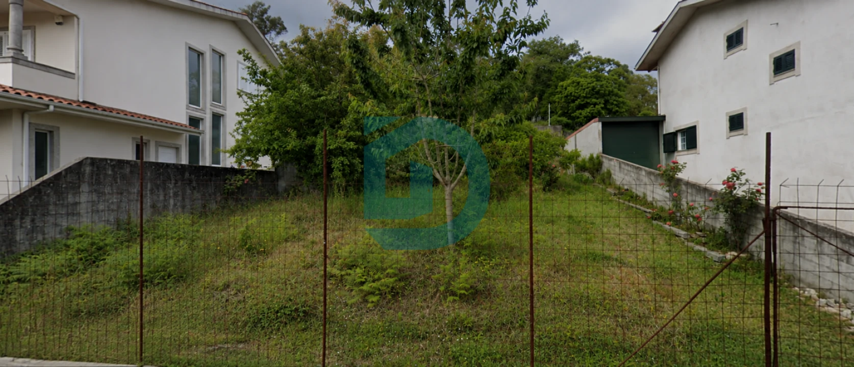 Terreno para Venda em Fornelo e Vairão Foto 1