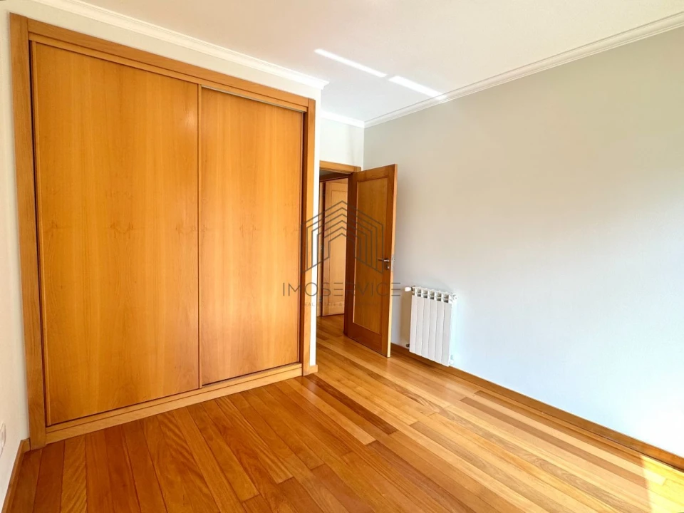 Apartamento T2 para Venda em Canidelo Foto 9
