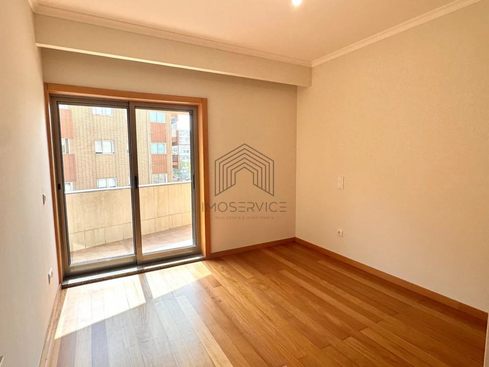 Apartamento T2 para Venda em Canidelo Foto 10