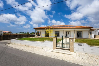 Moradia T3 para Venda em Pataias e Martingança