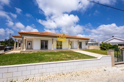 Moradia T3 para Venda em Pataias e Martingança