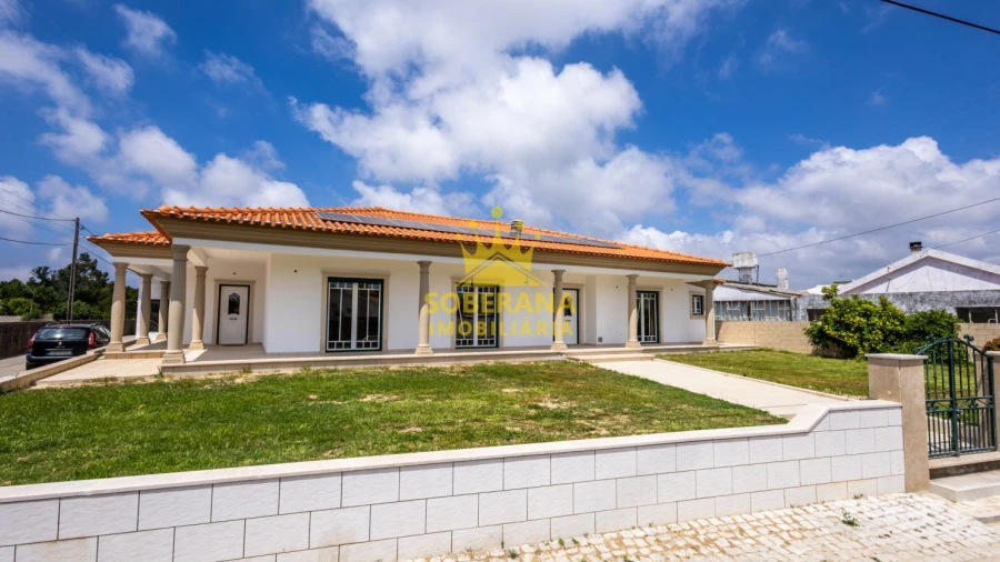 Moradia T3 para Venda em Pataias e Martingança