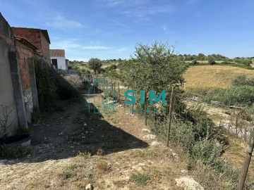 Moradia T2 para Venda em Azambujeira e Malaqueijo