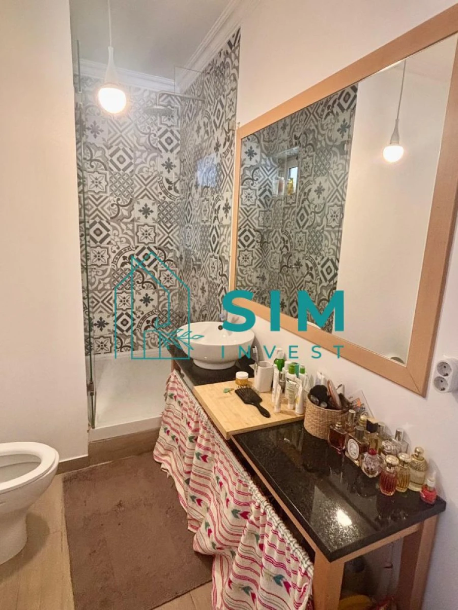 Apartamento T2 para Venda em Misericórdia Foto 8