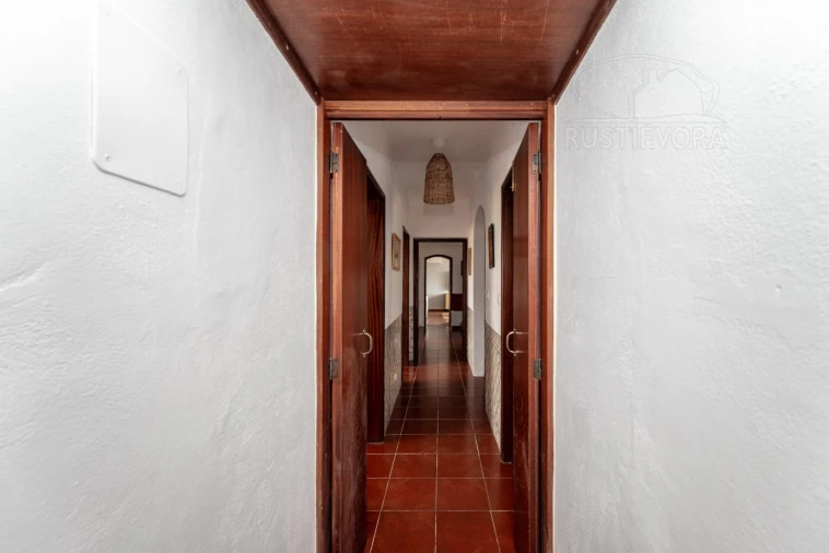 Quinta T4 para Venda em São Miguel de Machede Foto 37