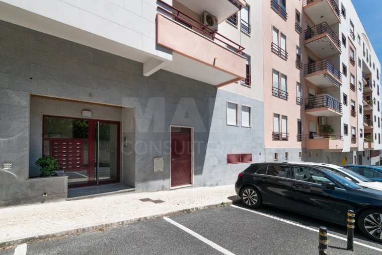 Apartamento T3 para Venda em Algés, Linda-A-Velha e Cruz Quebrada-Dafundo Foto 11